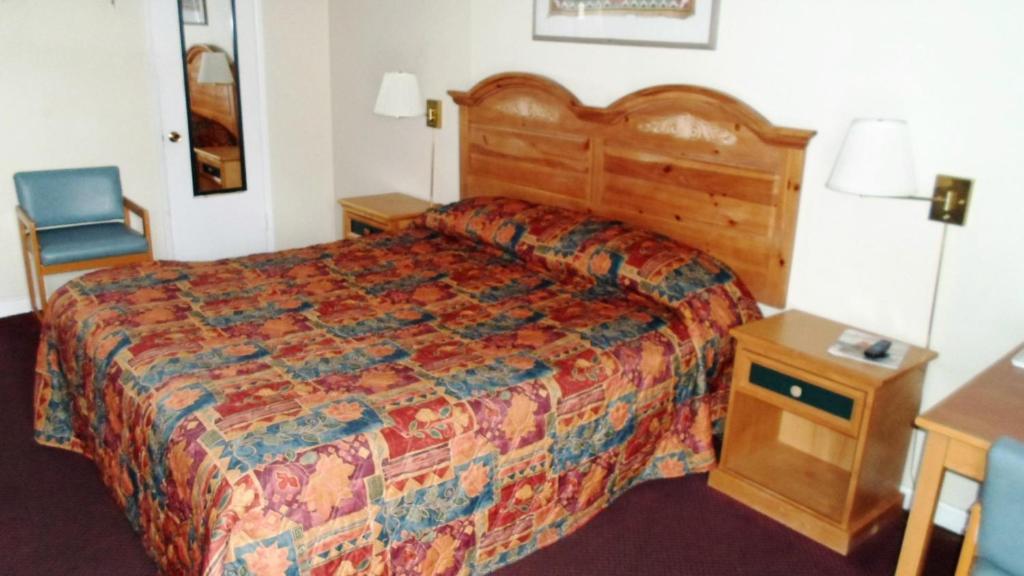 Travelers Inn And Suites سووث لاك تاهوي الغرفة الصورة