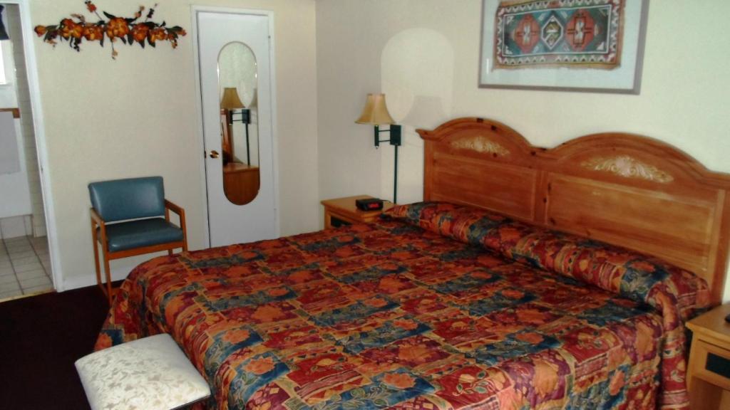 Travelers Inn And Suites سووث لاك تاهوي الغرفة الصورة